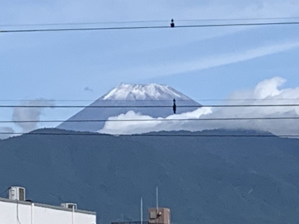2021年富士山初冠雪